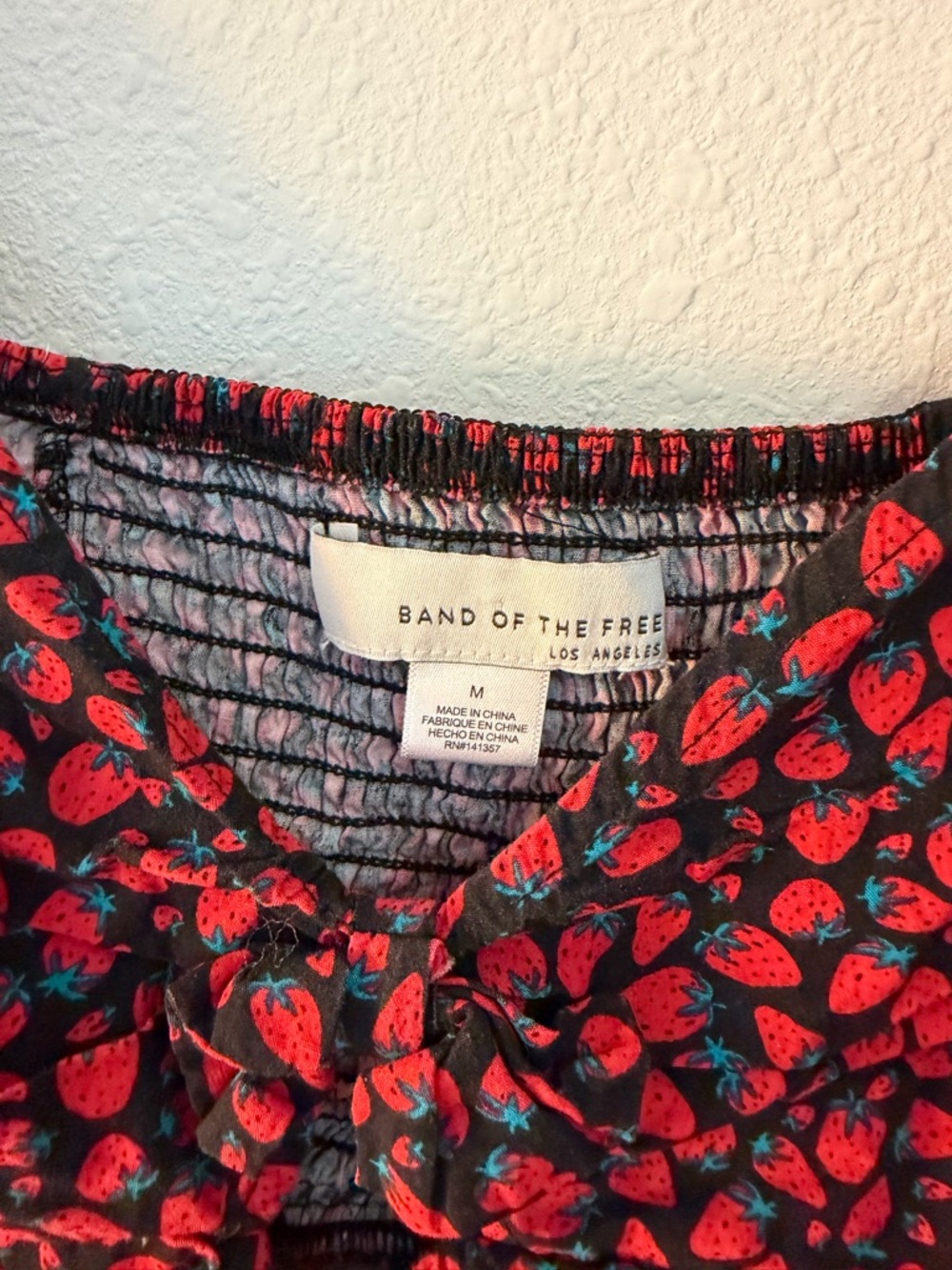 Band of the Free Puff-Sleeve Cropped Top - Red/Black - Picture 4 of 7